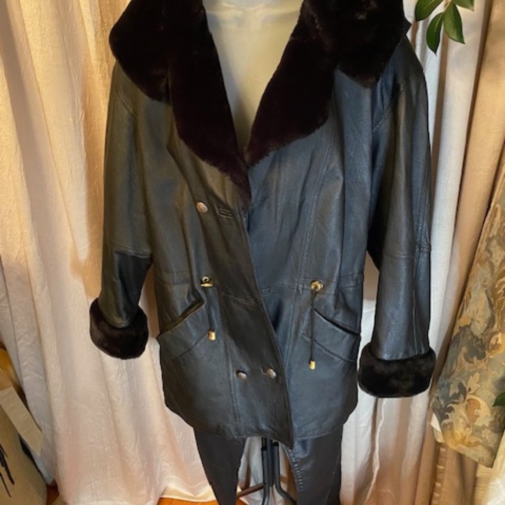 WINLIT New York Black LEATHER COAT with Hood and Faux Fur, Size M